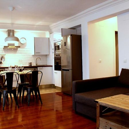 Alhóndiga Center Apartment Sevilla Bagian luar foto