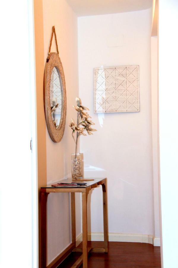 Alhóndiga Center Apartment Sevilla Bagian luar foto