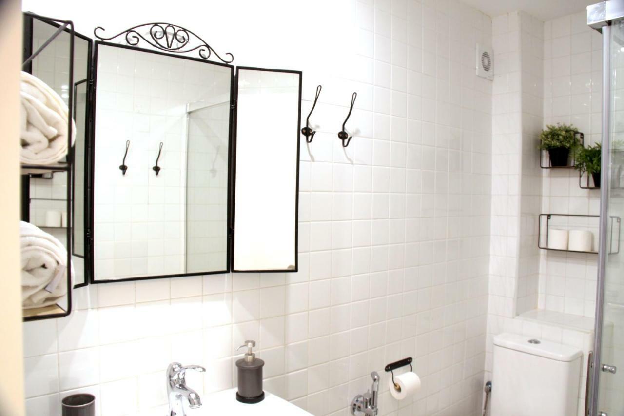 Alhóndiga Center Apartment Sevilla Bagian luar foto