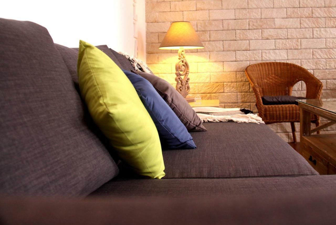 Alhóndiga Center Apartment Sevilla Bagian luar foto