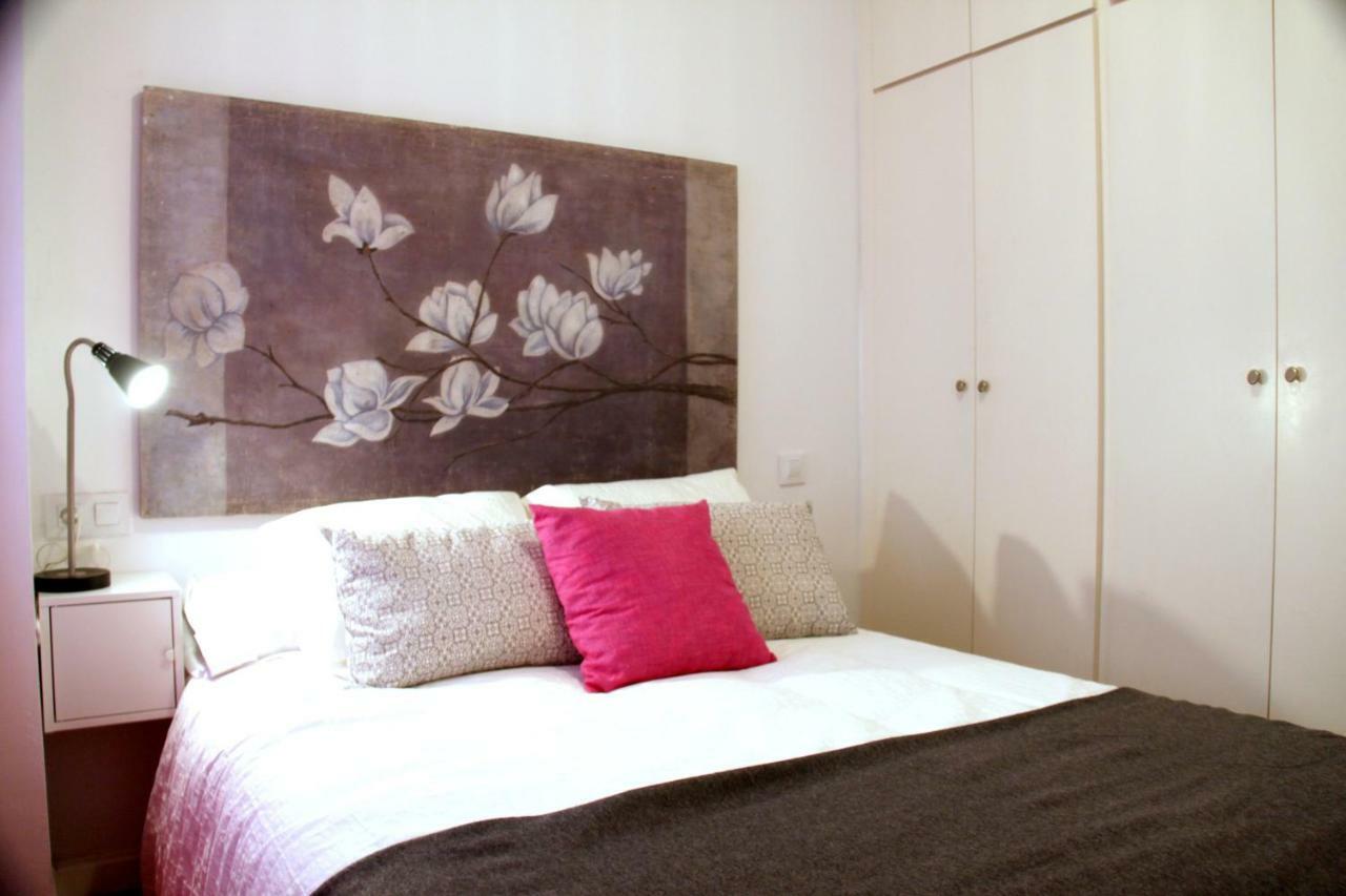Alhóndiga Center Apartment Sevilla Bagian luar foto